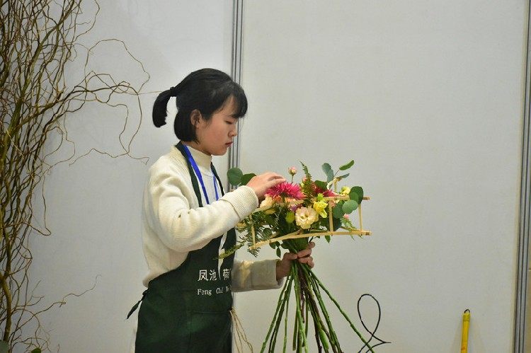 繁花不惧凛冬寒,我市举行第46届世界技能大赛花艺项目