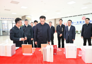 袁家军：发挥特色优势 争创一流水平 更好服务国家重大战略和现代化新重庆建设
