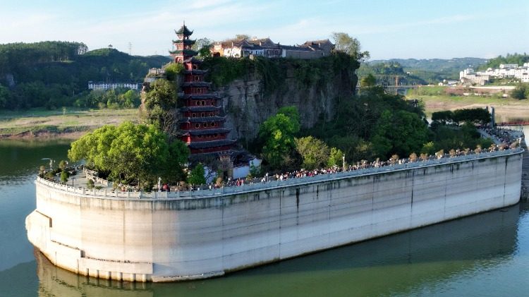 忠县石宝寨图片全景图片