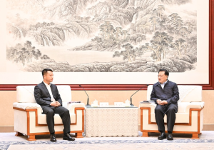 重庆市与辽宁方大集团签署战略合作协议  袁家军胡衡华会见方威一行并见证签约