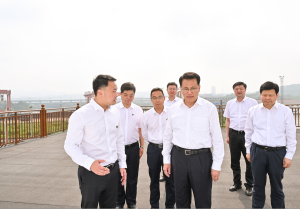 袁家军：紧扣“两大定位”打造标志性成果 为现代化新重庆建设贡献更大力量