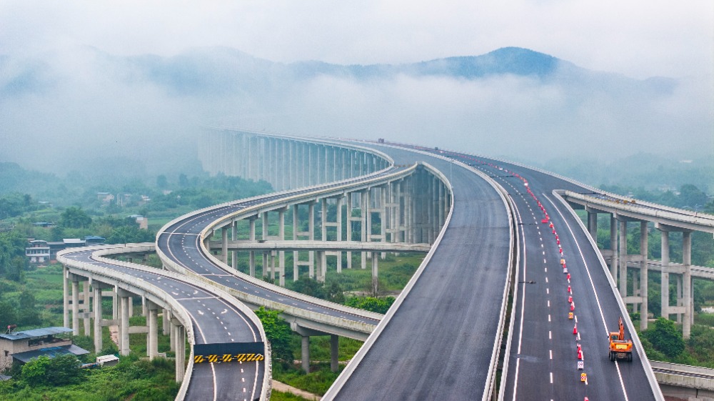 渝遂复线高速公路节点图片