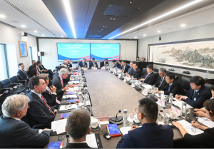 袁家军：推动重庆与英国经贸交流取得更多更新成果