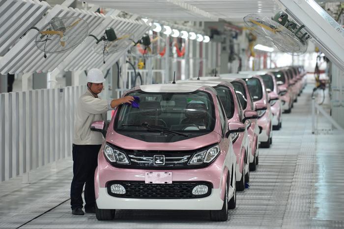 重慶眾泰汽車生產基地,新能源汽車生產線. 通訊員 曾清龍 攝