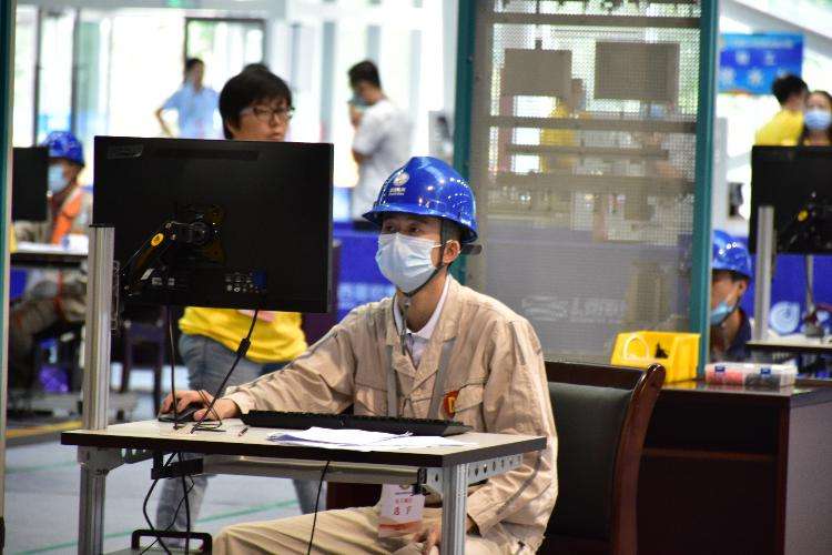 康勇.jpg
