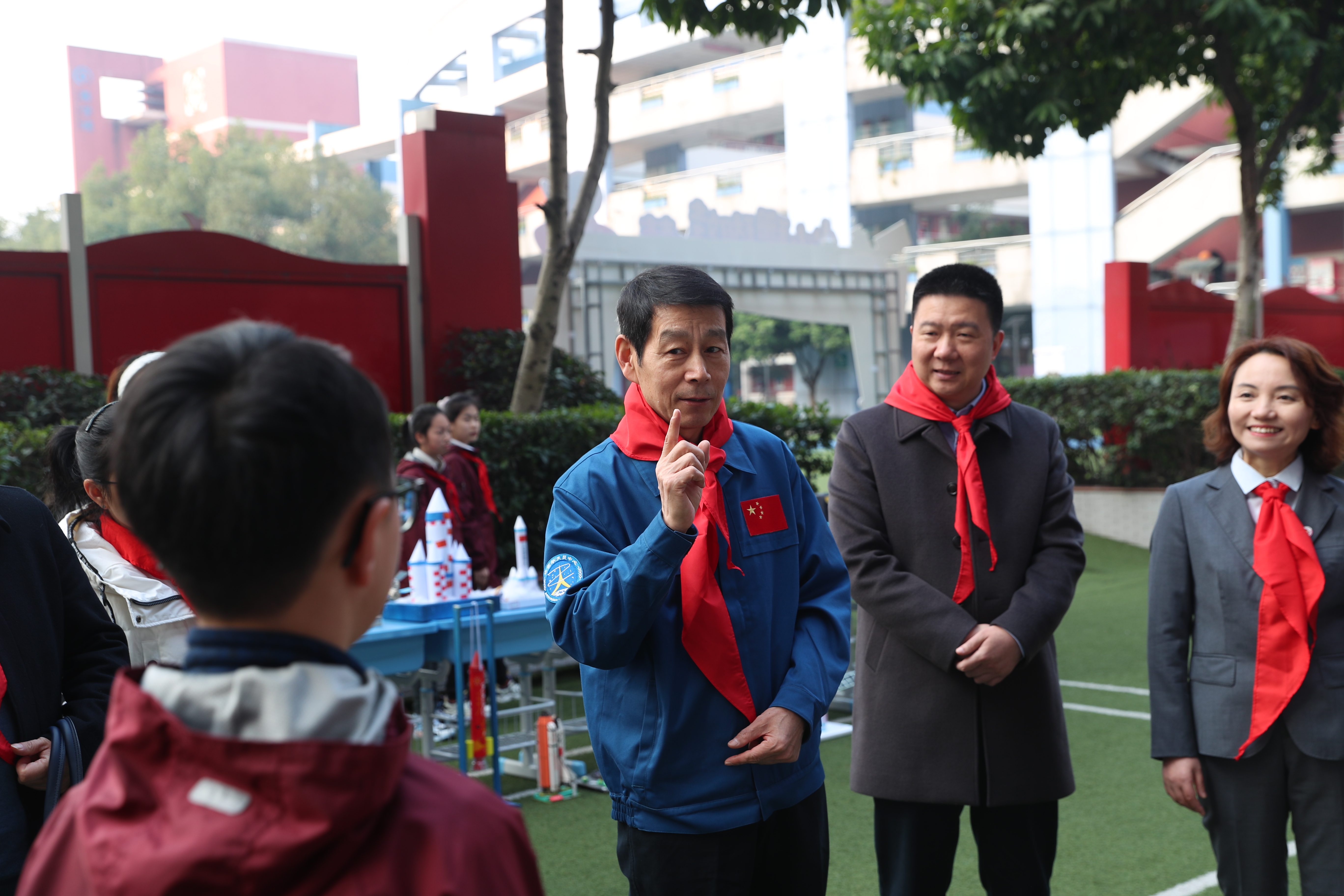 南岸区珊瑚实验小学图片